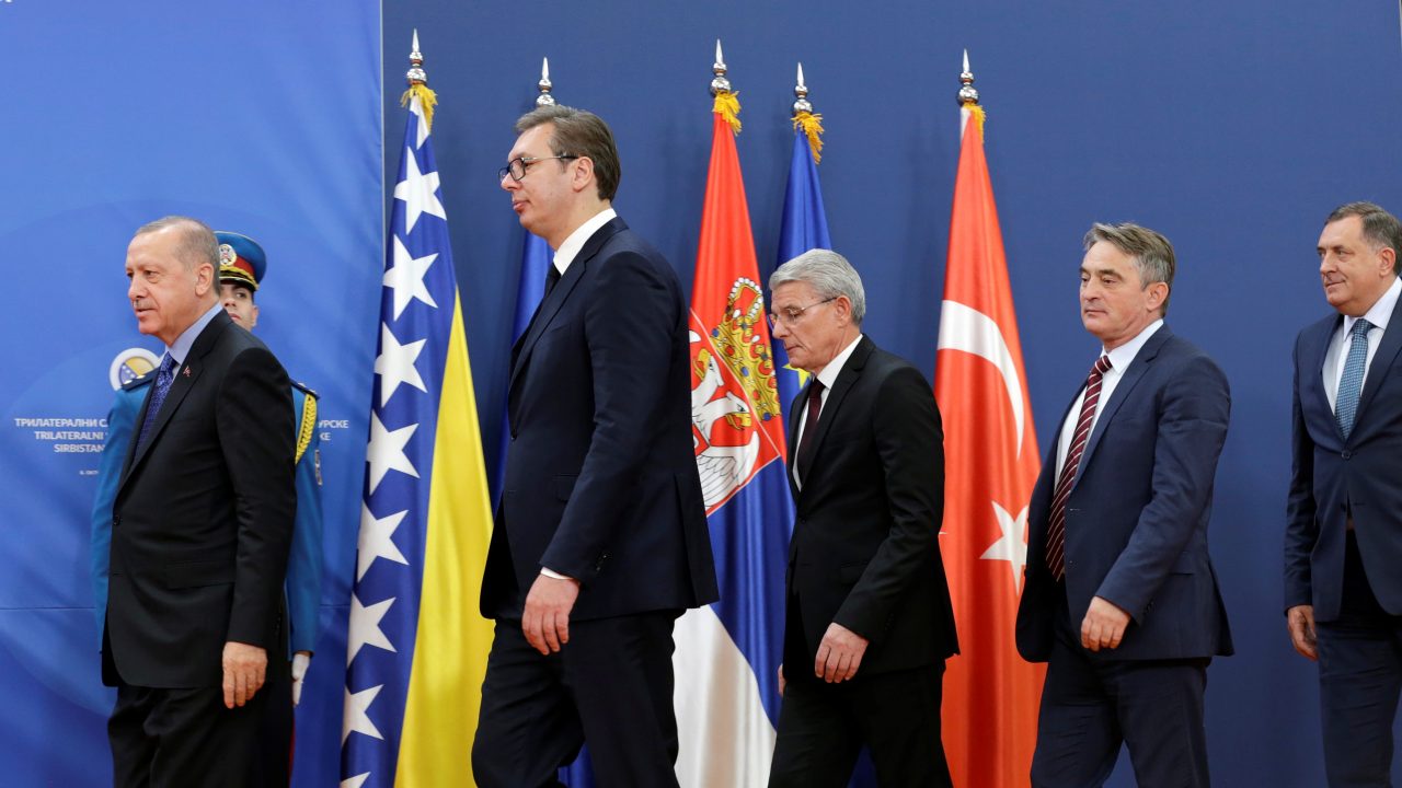 Dodik pranon ndërmjetësimin e Erdoganit, Vuçiçit dhe Millanoviçit për zgjidhjen e krizës