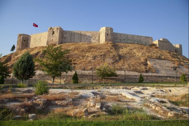 Tërmeti në Turqi, shembet kalaja antike në Gaziantep e ndërtuar nga Perandori Justinian