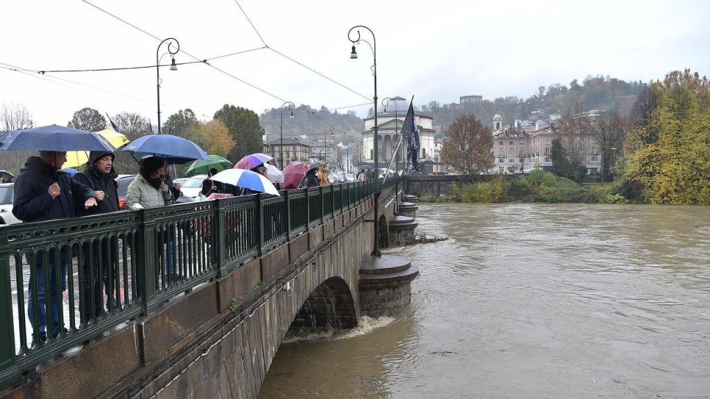 Përmbytet Europa, ka viktima në Greqi, Itali dhe Francë