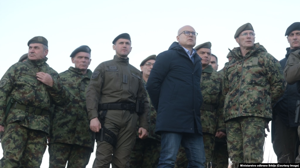 Serbia po përfundon dislokimin e njësive ushtarake: Ministri i Mbrojtjes i Serbisë.