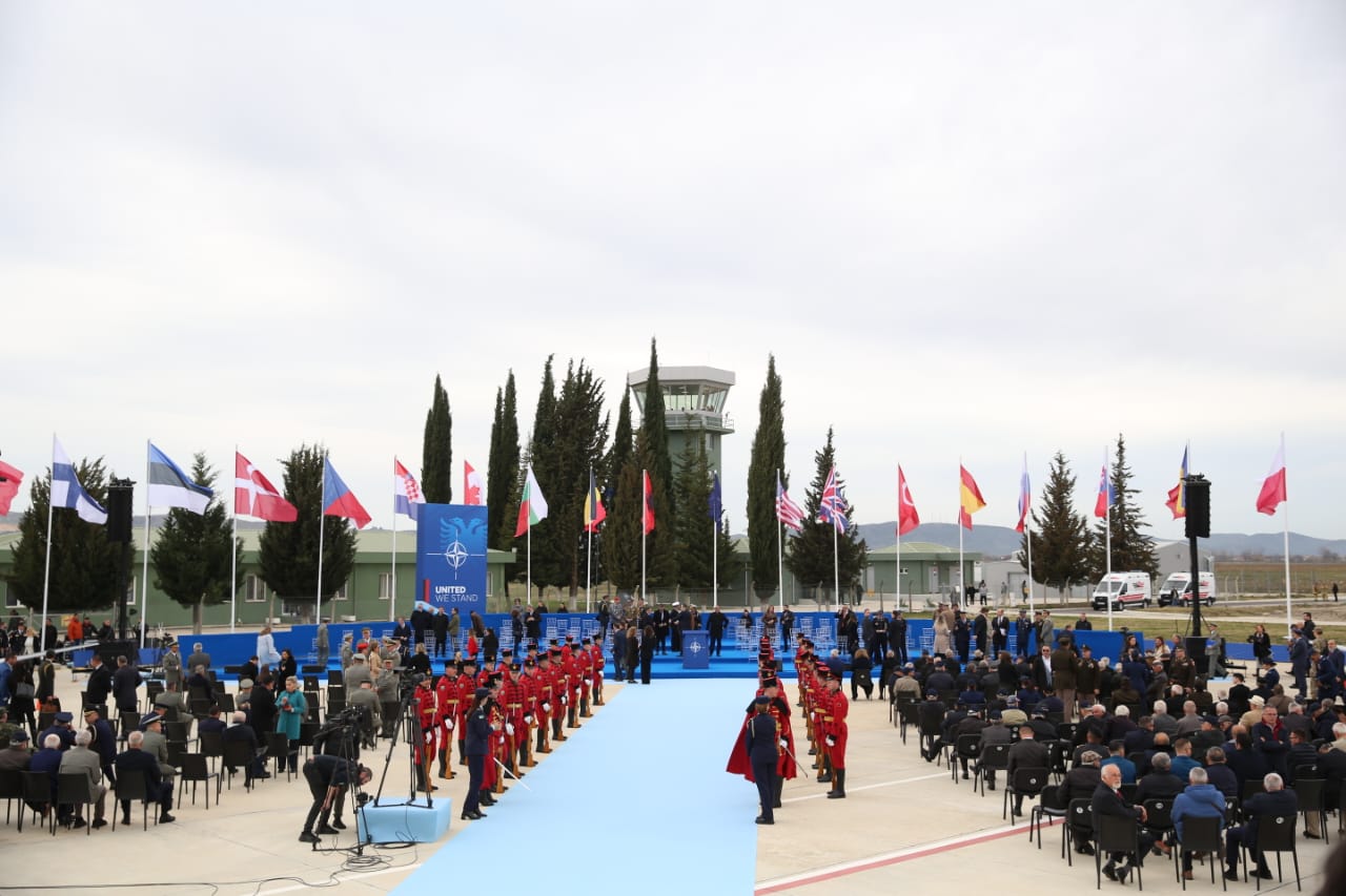 “Italia qëndron krah Shqipërisë”, ministri i italian i Mbrojtjes: Përurimi i bazës së NATO-s në Kuçovë, një pikë kthesë për rajonin