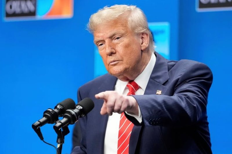 Trump: Asnjë progres me Putin për Ukrainën, do vazhdojmë t’i dërgojmë armë Kievit