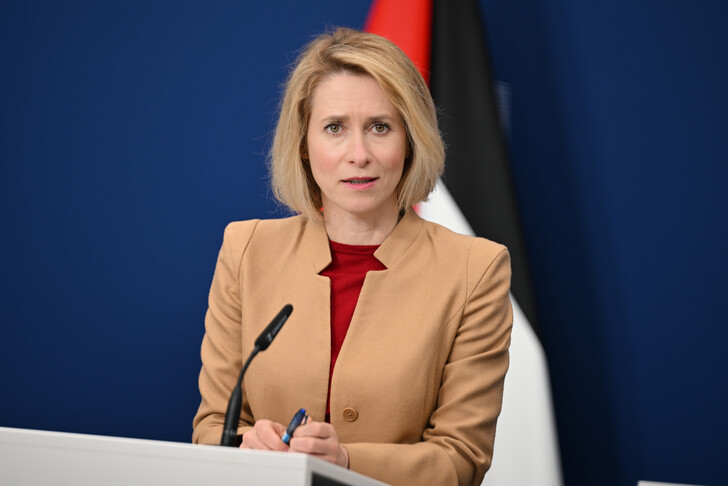 BE paralajmëron “precedentë të rrezikshëm” pas bllokimit të Ngushticës së Hormuzit